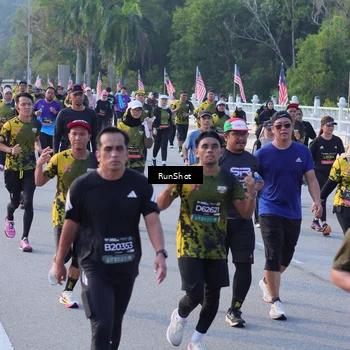Runner Photo 7120569