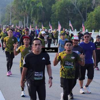 Runner Photo 7120574