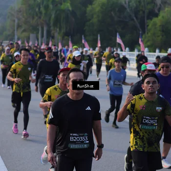Runner Photo 7120575