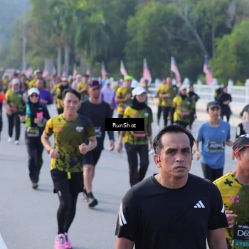 Runner Photo 7120586