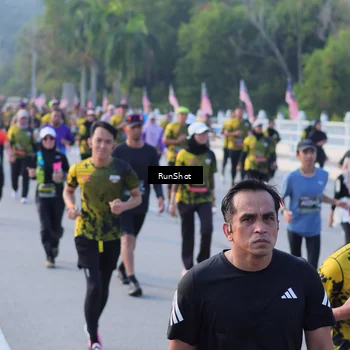 Runner Photo 7120587