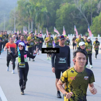 Runner Photo 7120600