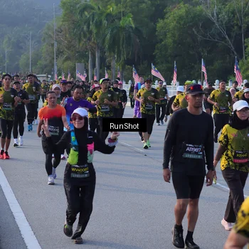Runner Photo 7120604