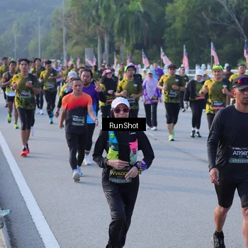 Runner Photo 7120611