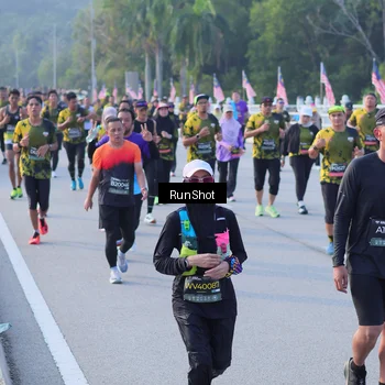 Runner Photo 7120614