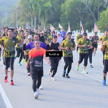 Runner Photo 7120630