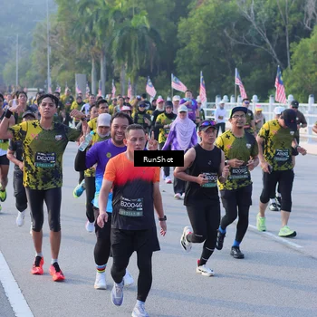 Runner Photo 7120634