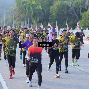 Runner Photo 7120641