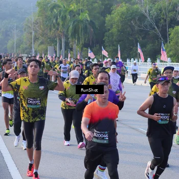 Runner Photo 7120642