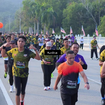 Runner Photo 7120644