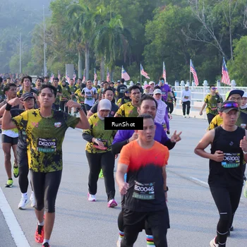 Runner Photo 7120648