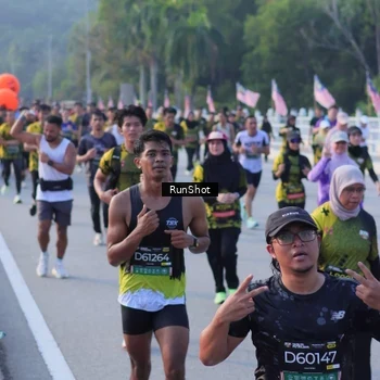 Runner Photo 7120669