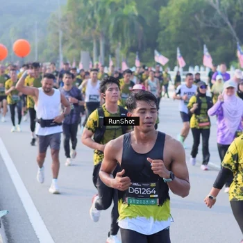 Runner Photo 7120673