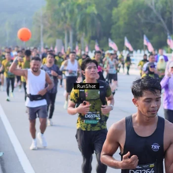 Runner Photo 7120675