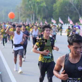 Runner Photo 7120683
