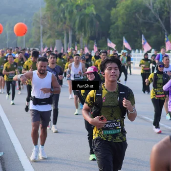Runner Photo 7120685
