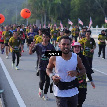 Runner Photo 7120694