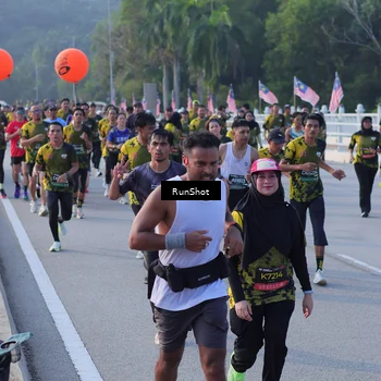 Runner Photo 7120697