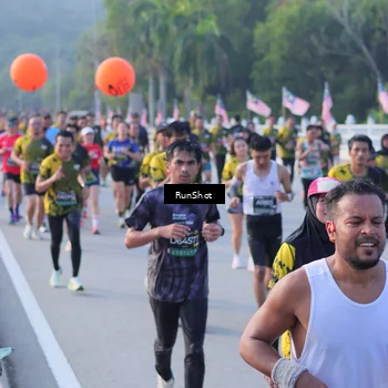 Runner Photo 7120706