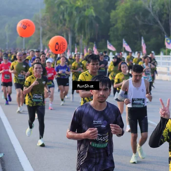 Runner Photo 7120709