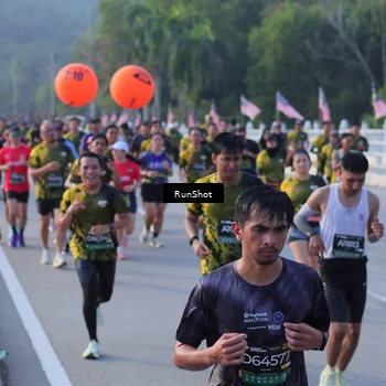 Runner Photo 7120718