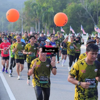 Runner Photo 7120723