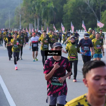 Runner Photo 7120778