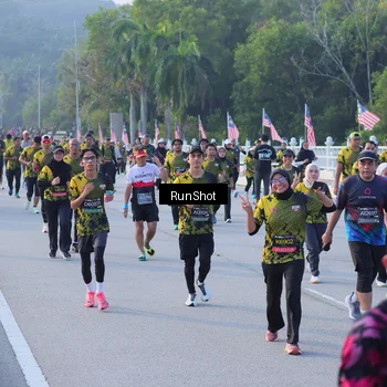 Runner Photo 7120789