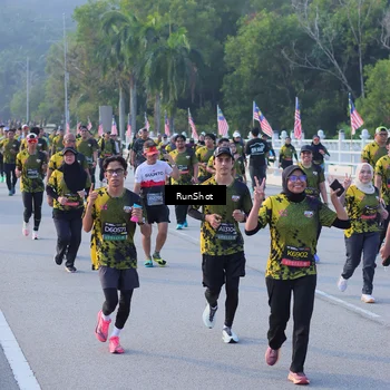 Runner Photo 7120797