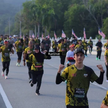 Runner Photo 7120819