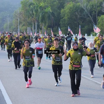Runner Photo 7120821