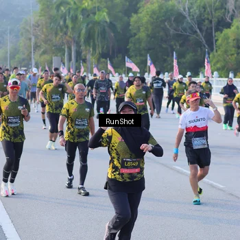 Runner Photo 7120835