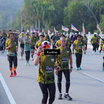 Runner Photo 7120847