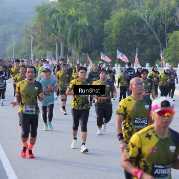 Runner Photo 7120860