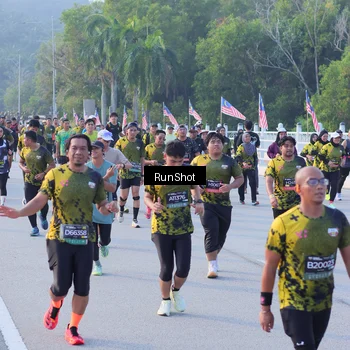 Runner Photo 7120868
