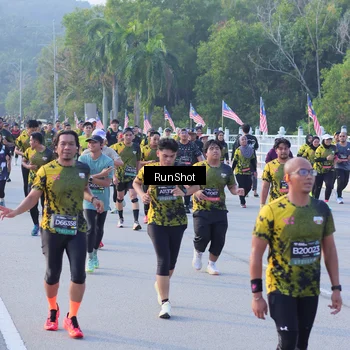 Runner Photo 7120880