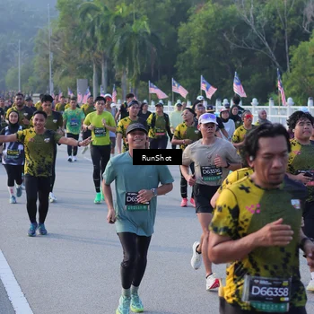 Runner Photo 7120888