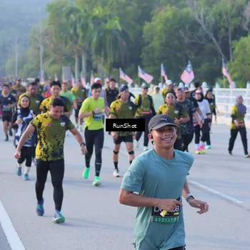 Runner Photo 7120898