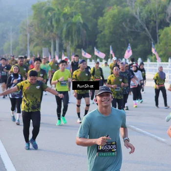 Runner Photo 7120899