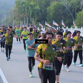 Runner Photo 7120901