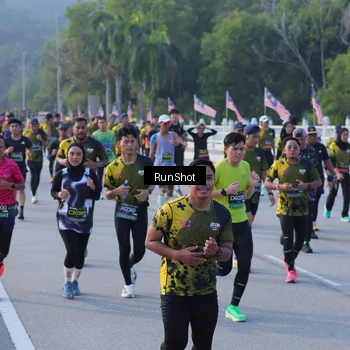 Runner Photo 7120917