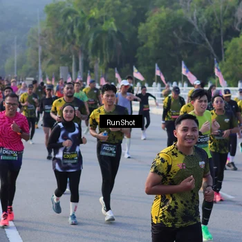 Runner Photo 7120921