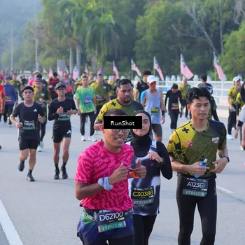 Runner Photo 7120938