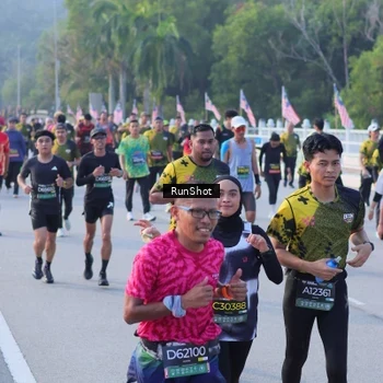 Runner Photo 7120941