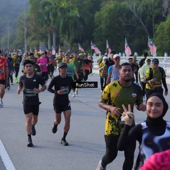 Runner Photo 7120947