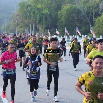 Runner Photo 7120948