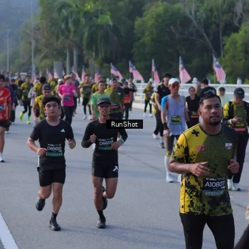 Runner Photo 7120949