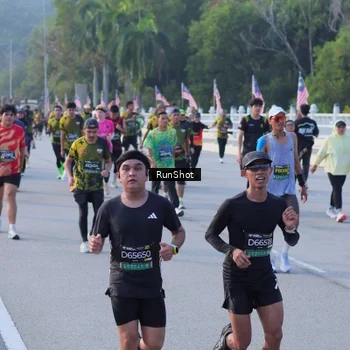 Runner Photo 7120956