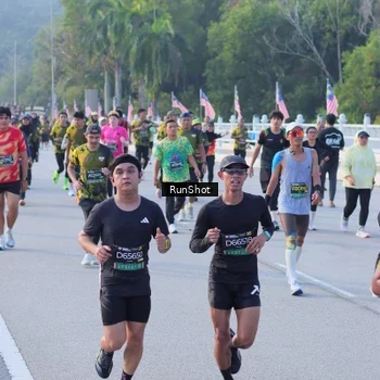 Runner Photo 7120957