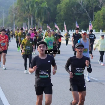 Runner Photo 7120958